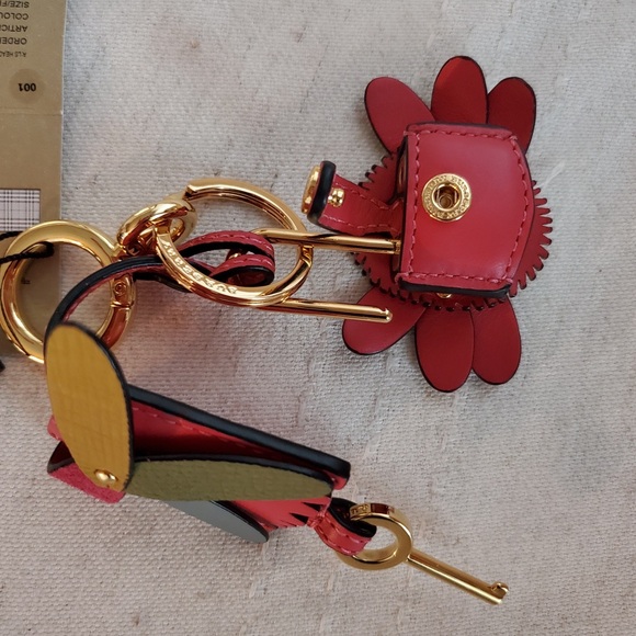 Nwt Burberry Leather bag charm keyring 100% Authentic - Picture 4 of 10